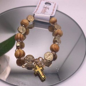 New beaded cross bracelet band is stretchy-❤️B1